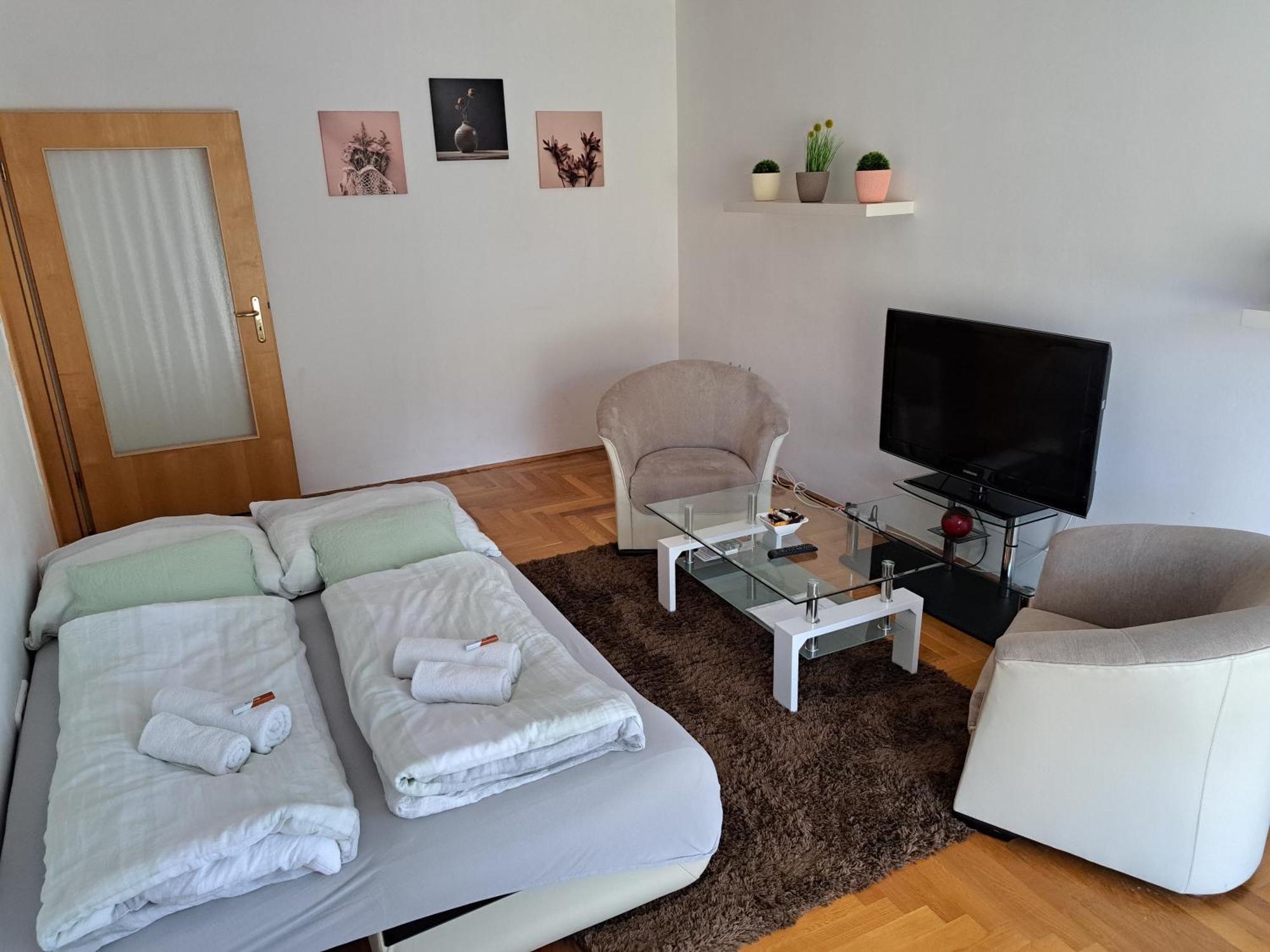 Family Apartment-Csaladias Hangulat Győr Extérieur photo